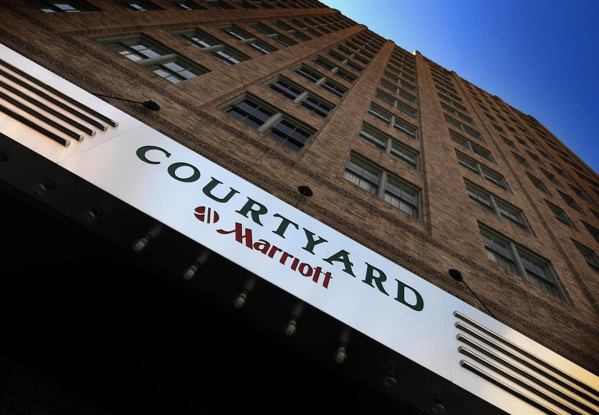 Courtyard Fort Worth Downtown/Blackstone Extérieur photo